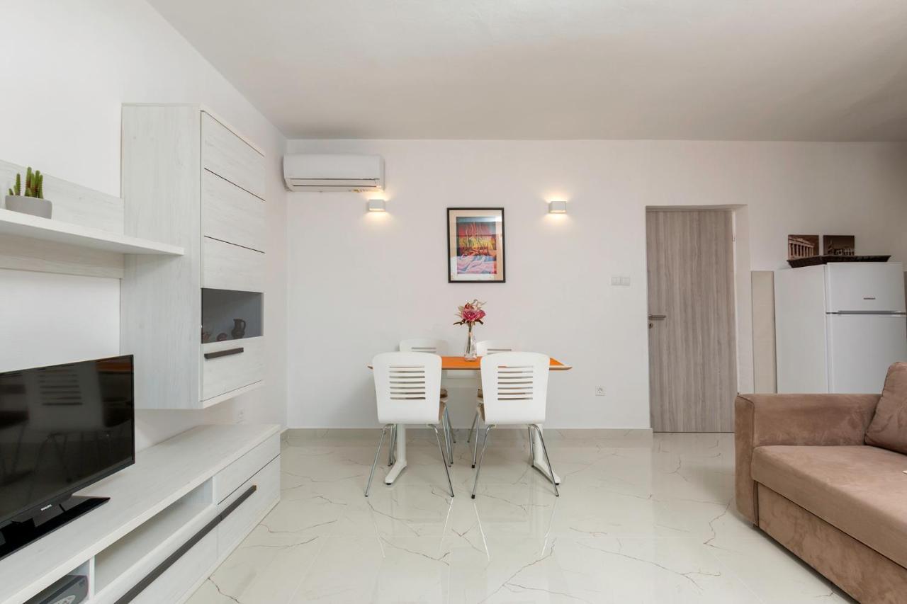 Apartments Mandic Póla Kültér fotó
