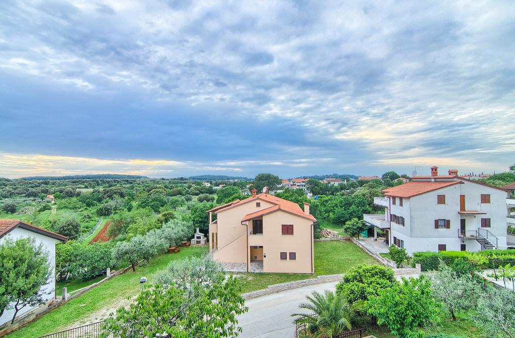Apartments Mandic Póla Kültér fotó